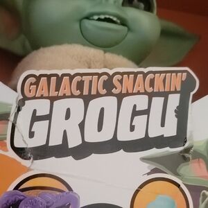 STAR WARS by Hasbro Galactic Snackin' Grogu - Green and Purple